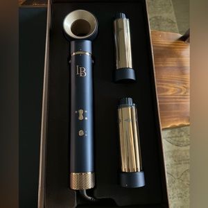 L’Brise Paris titanium Chanda air styler. No heat damage to dry and style hair.